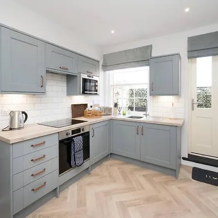 Apartament Lettered Board 1, 2 & 3 *