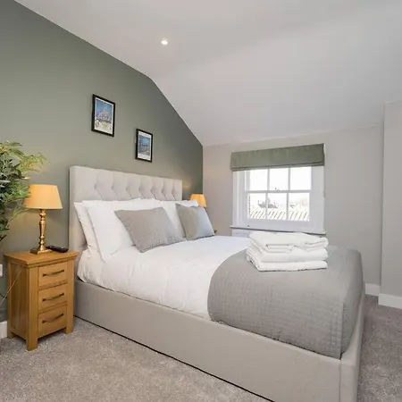 Apartament Lettered Board 1, 2 & 3