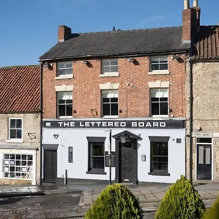 Lettered Board 1, 2 & 3 * פיקרינג