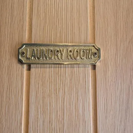 Lettered Board 1, 2 & 3 Appartement *