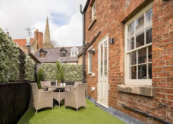 Lettered Board 1, 2 & 3 公寓